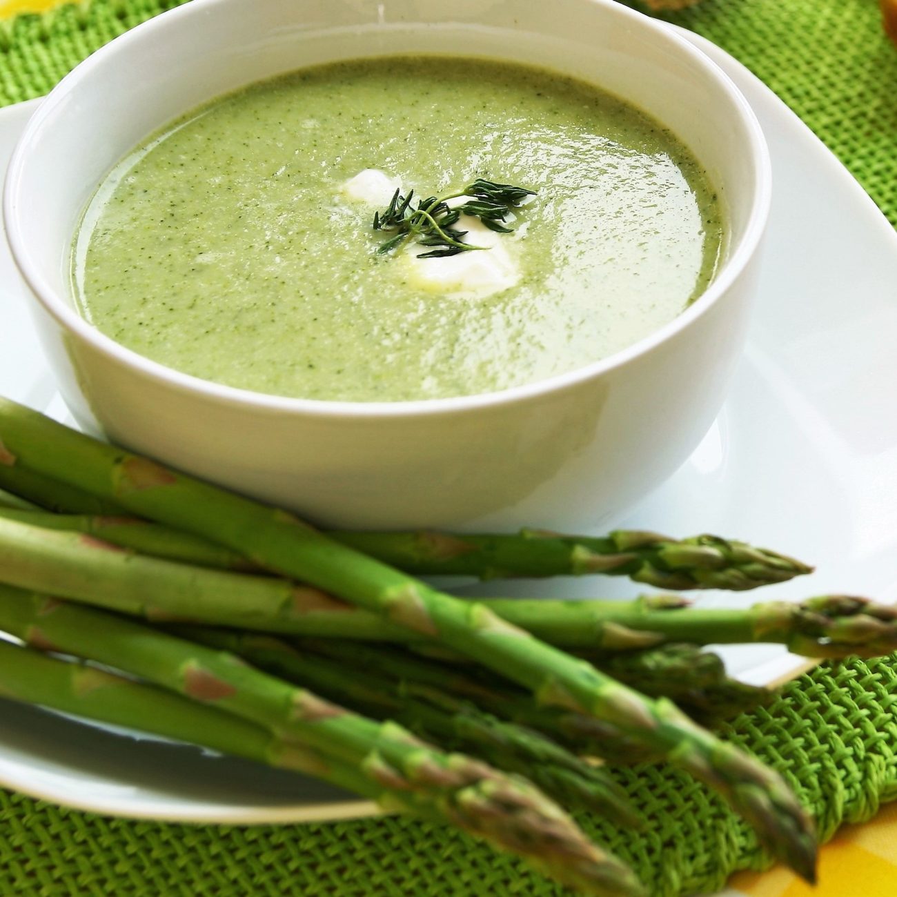 Anissa's Appealing Asparagus Soup (1 qt)